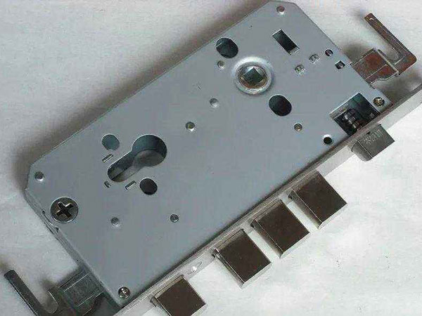 吉木萨尔24小时上门开锁公司