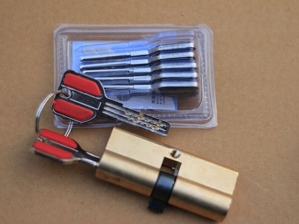 吉木萨尔24小时上门开锁公司